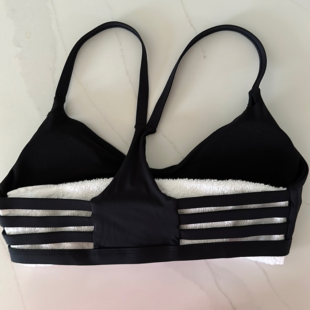 SKYE women's bathing suit Size SP/ CH. Color Black.